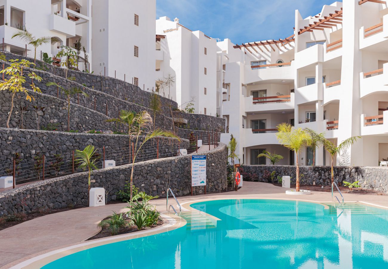 Complejo residencial privado de lujo piscinas