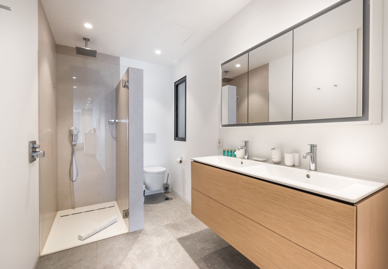 Huis in Arona - Infinity 1.7 LUXE ZEEZICHT  2B 