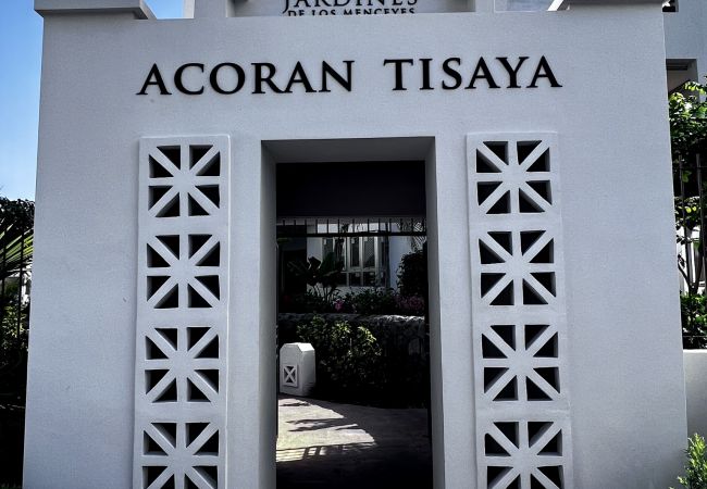 Huis in Arona - Jardines - Tisaya 0.2,  zicht op de tuin 