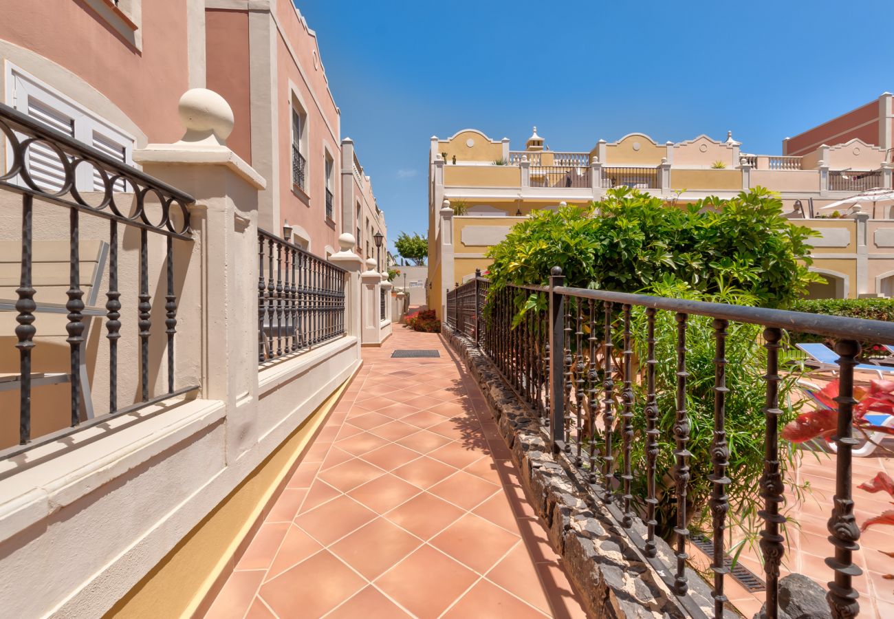 Huis in Arona - Paraiso J47 PARTIAL SEA VIEW & SUNNY TERRACE 1B