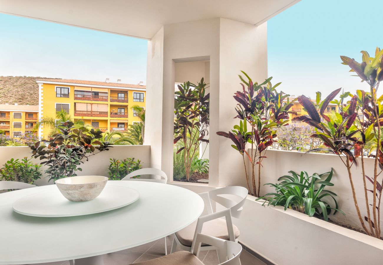 Large terrace with dining table 