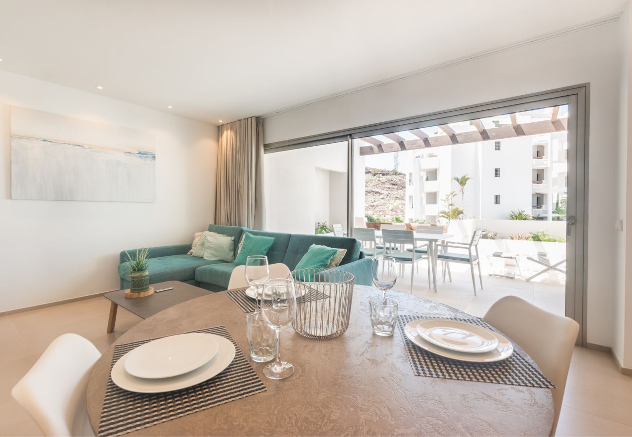 Beautiful spacious living room dining room