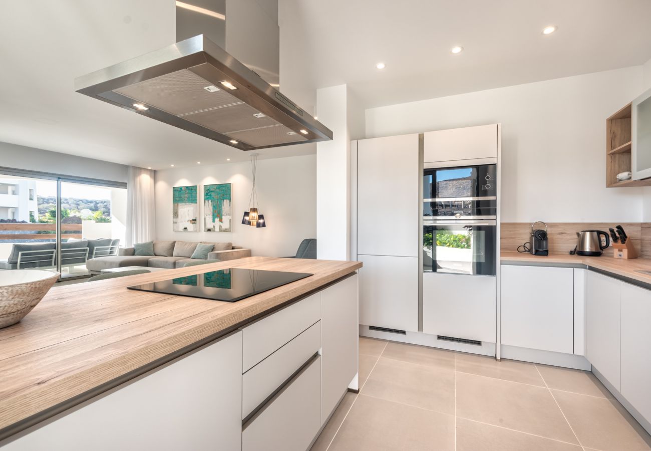 Fully equipped kitchen open to the living room