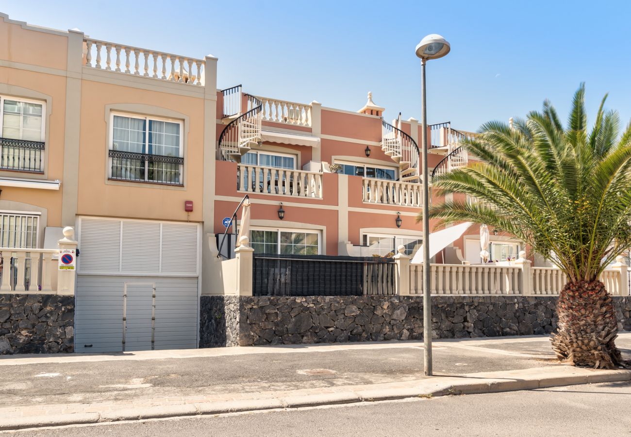 House in Arona - Paraiso J47 PARTIAL SEA VIEW & SUNNY TERRACE 1B